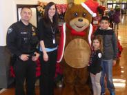 Tualatin Police Shop with a Cop 2016