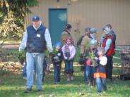 Volunteers putting down roots in Tualatin