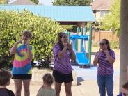 Summer youth volunteers