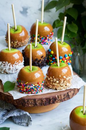 caramel apples