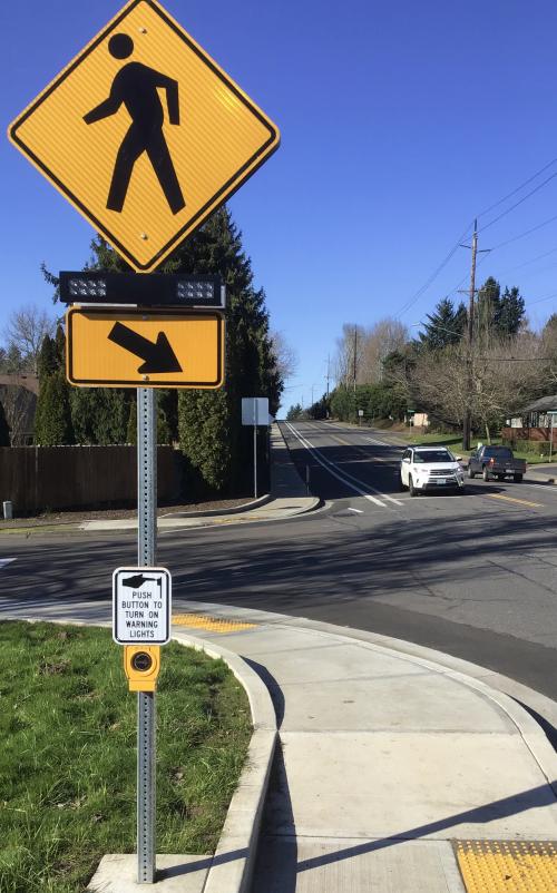 Economy Solar Powered Flashing LED PEDESTRIAN CROSSING Sign